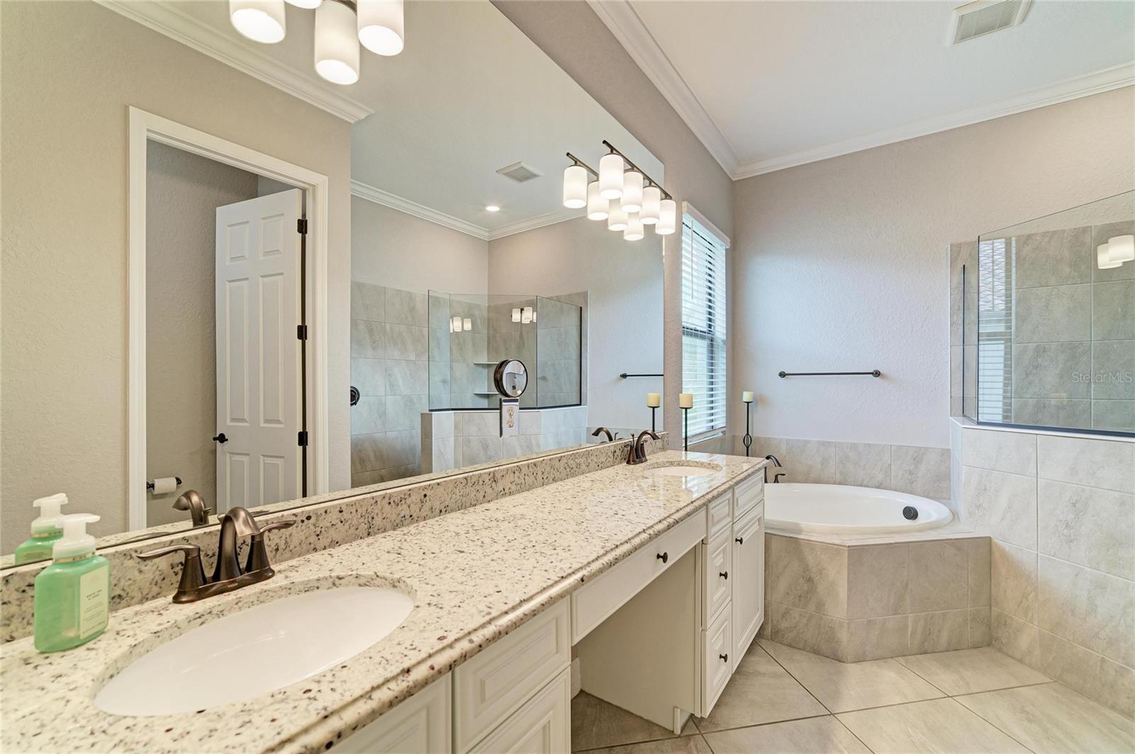 6070 BRANDON RUN — photo 29