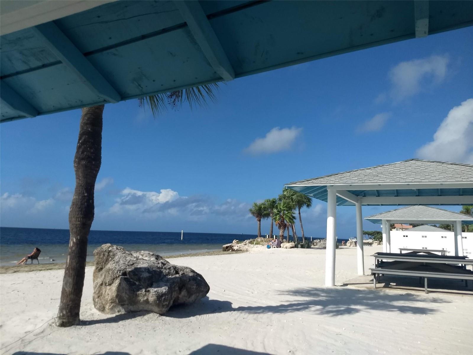 6522 SAND SHORE LN — photo 35