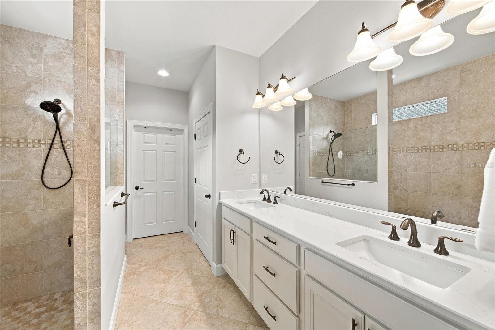 17218 SEAFORD WAY — photo 31