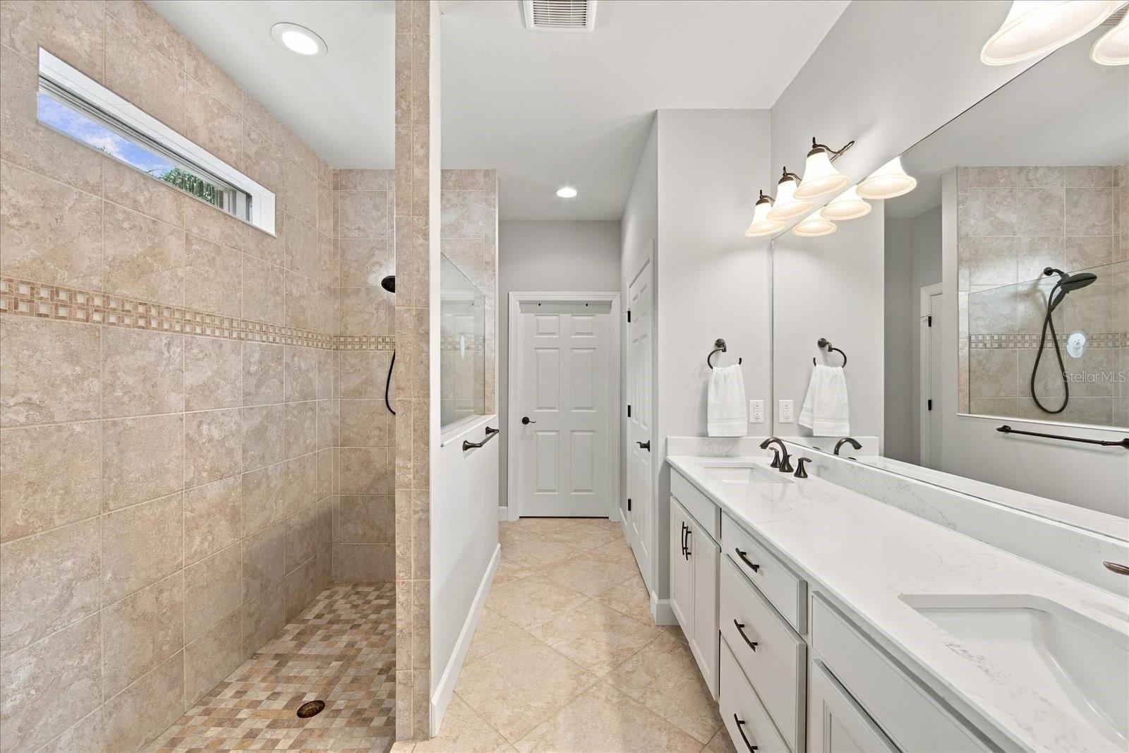 17218 SEAFORD WAY — photo 30