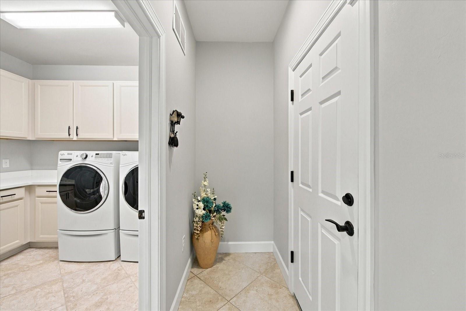17218 SEAFORD WAY — photo 42