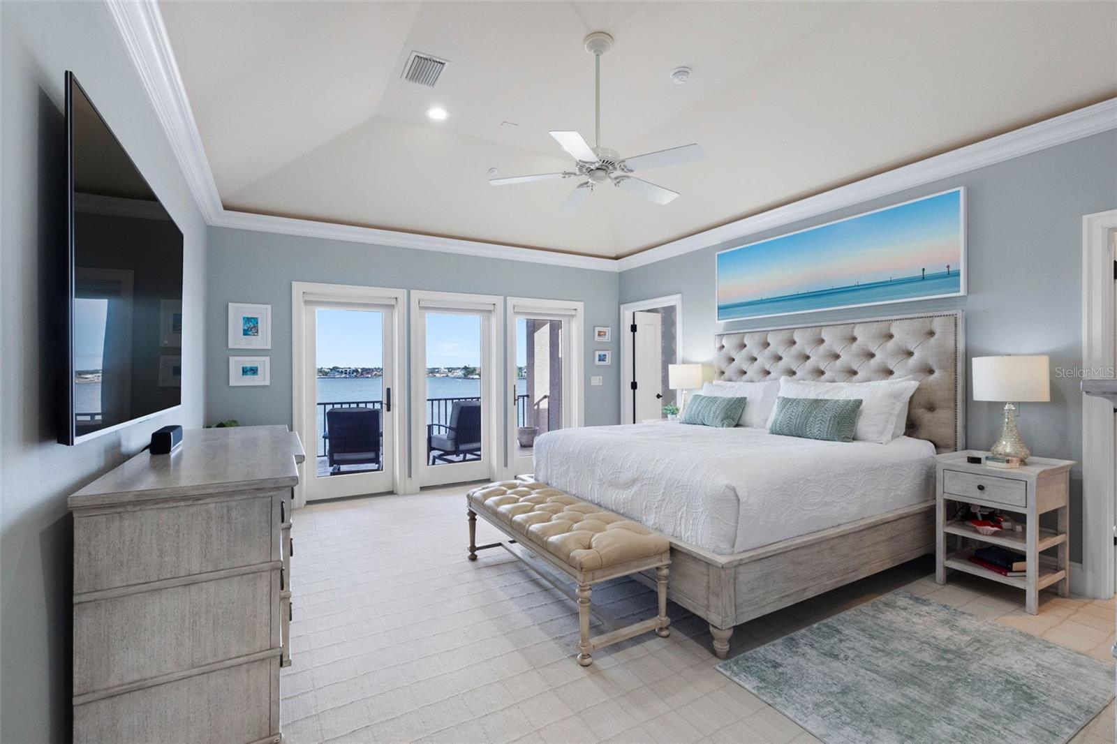 505 HARBOR DR — photo 34