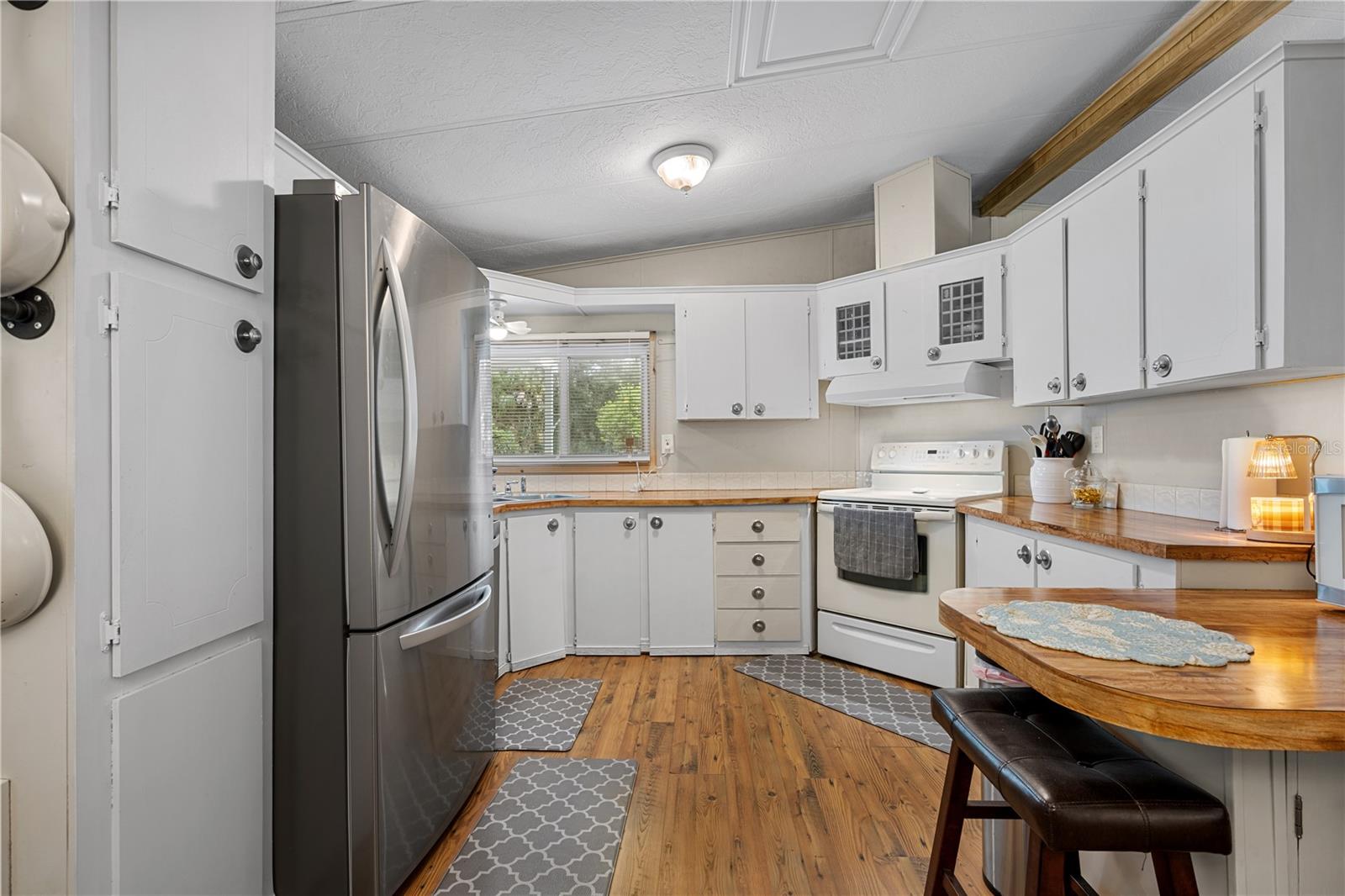 3329 EILEEN DR — photo 13