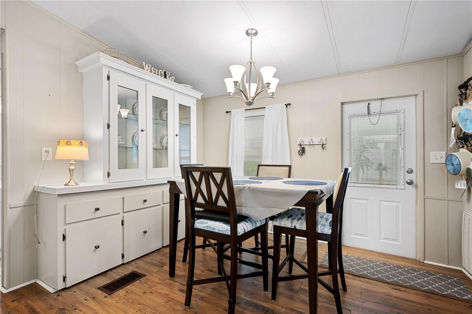 3329 EILEEN DR — photo 16