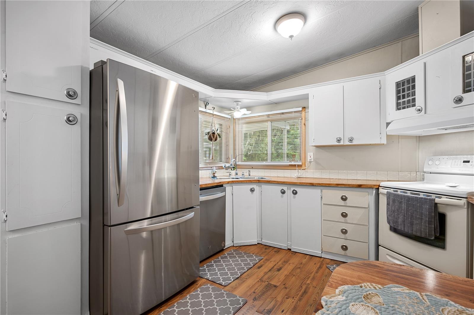 3329 EILEEN DR — photo 12
