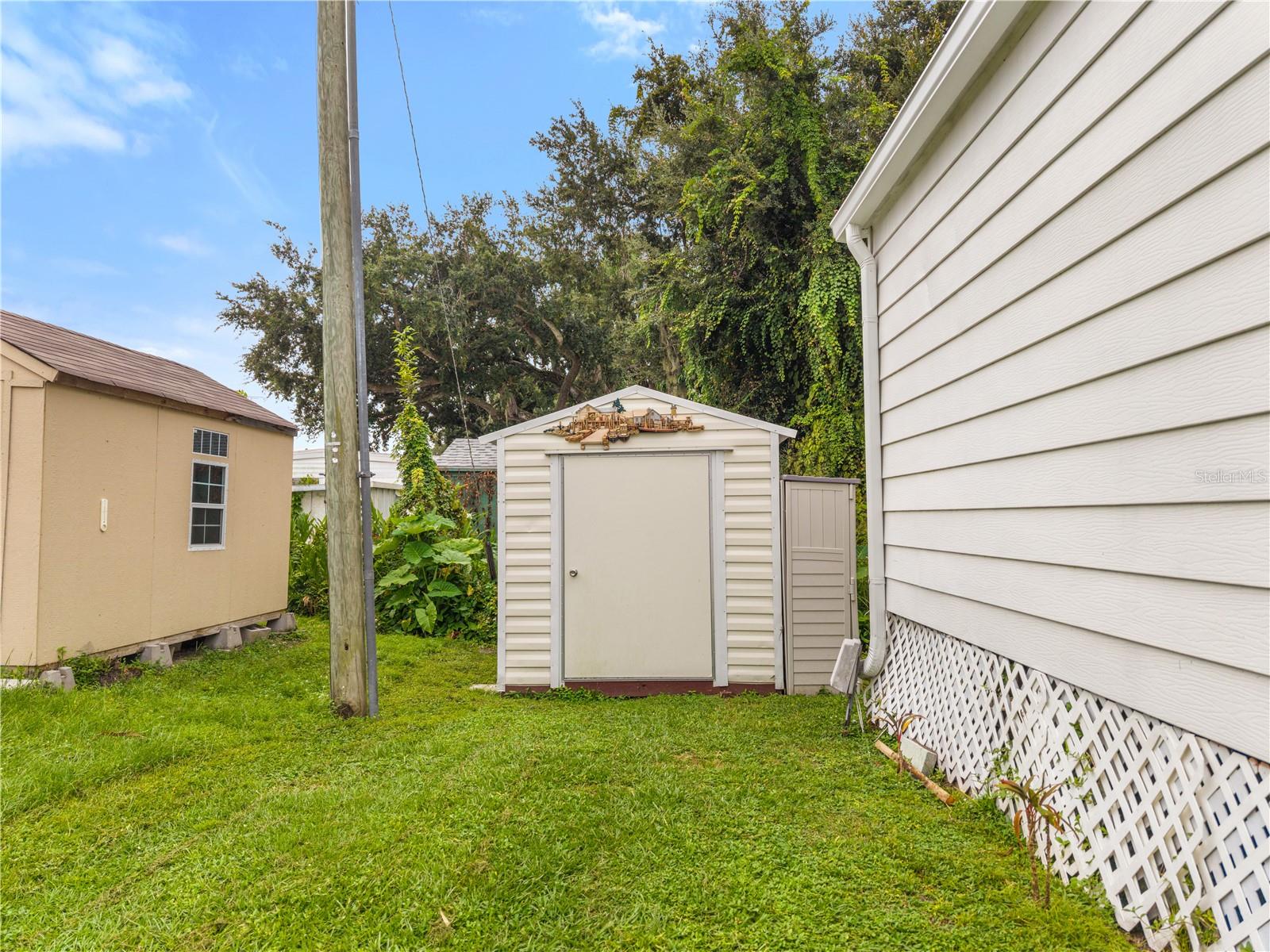 3329 EILEEN DR — photo 26