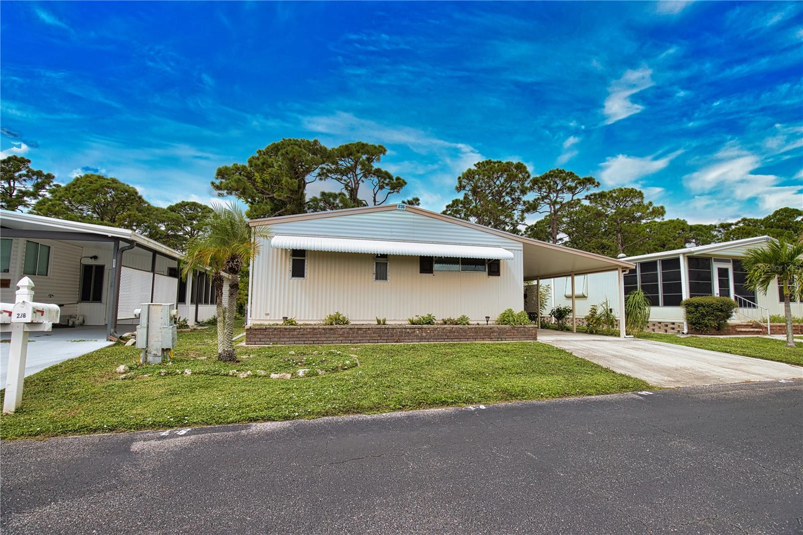 236 N FIJI CIR — photo 45