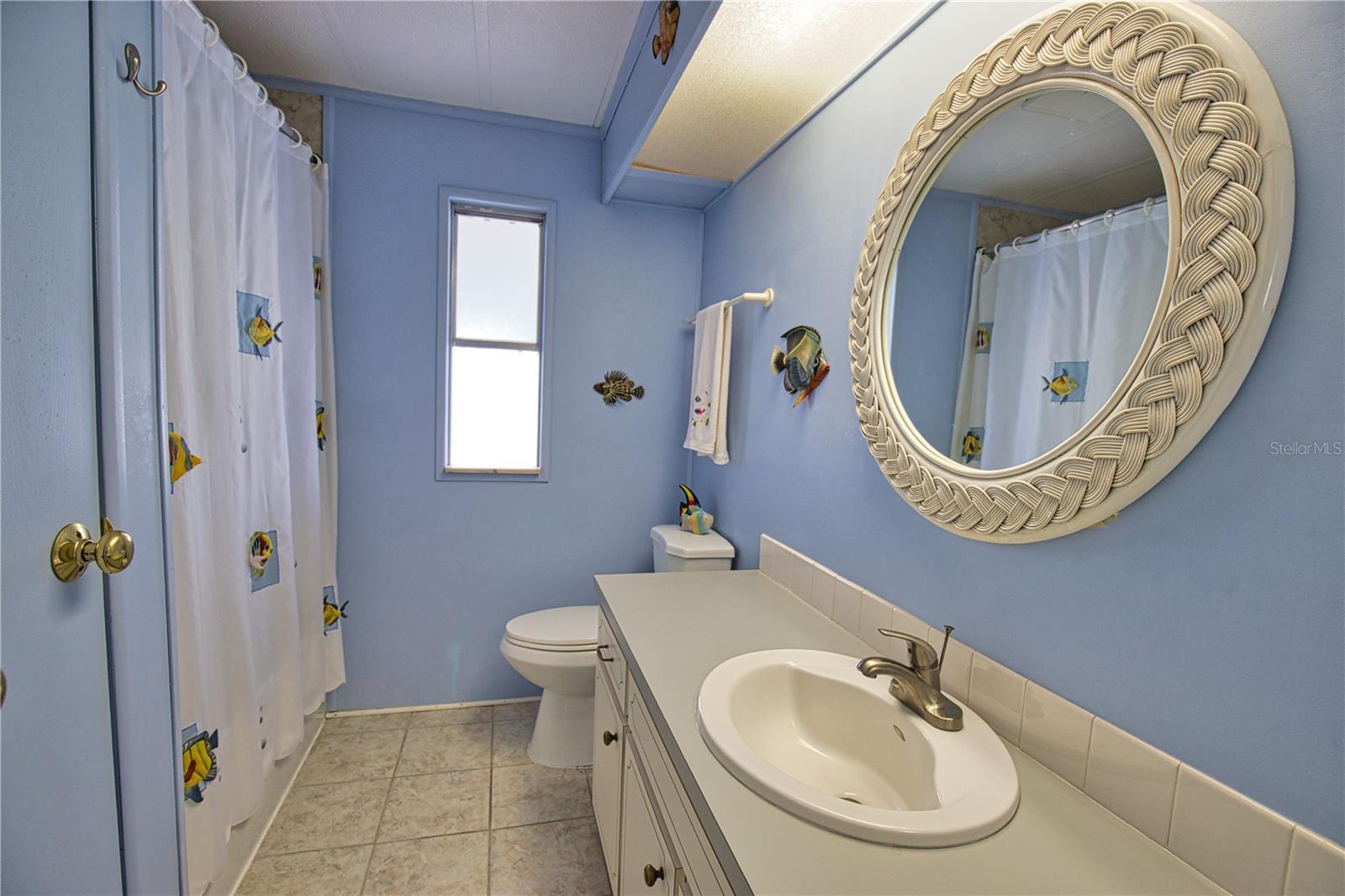 236 N FIJI CIR — photo 28