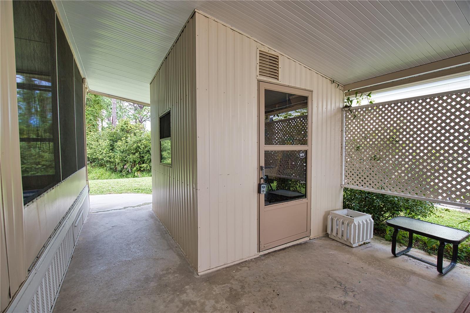 236 N FIJI CIR — photo 39
