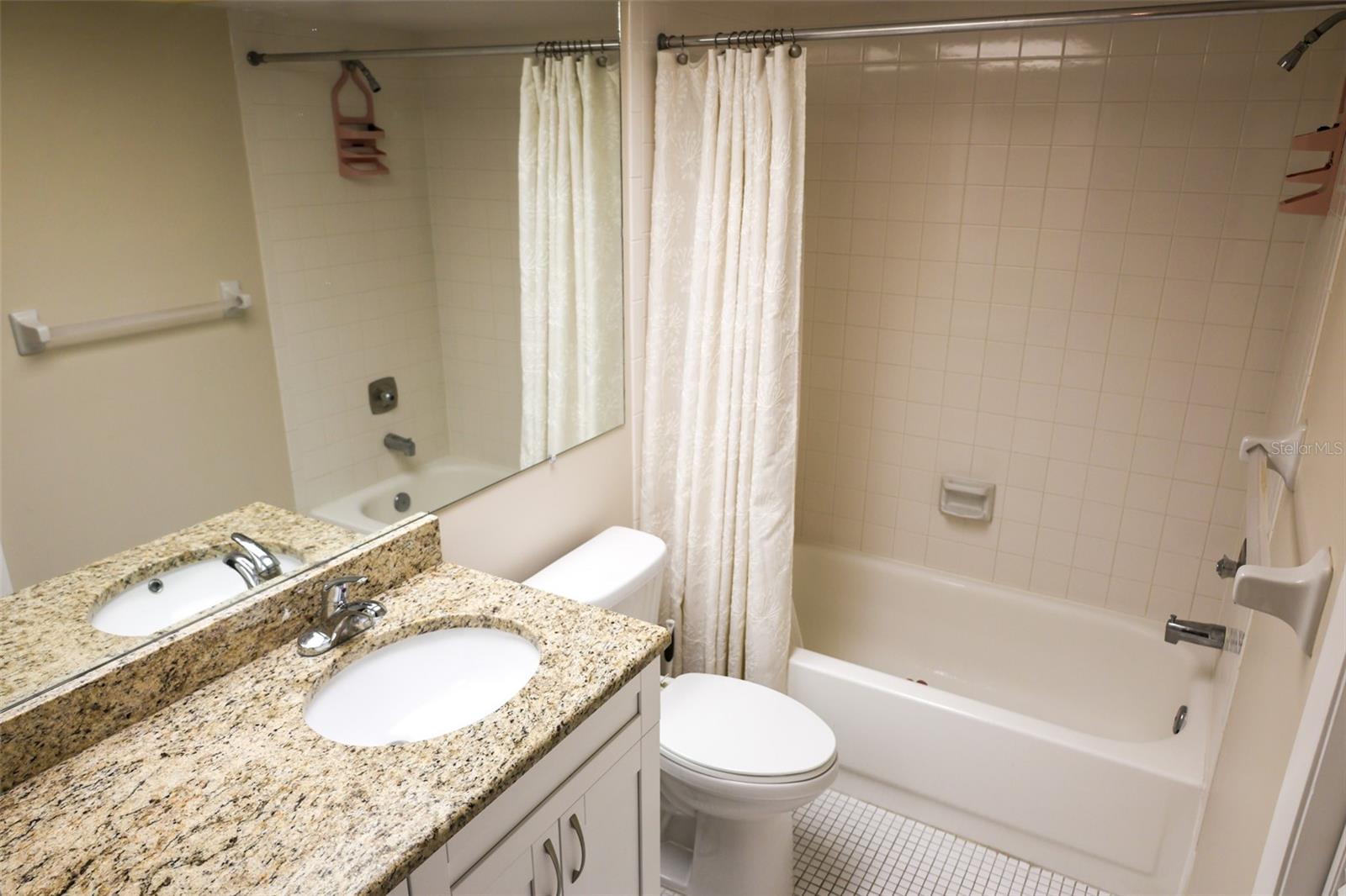 60 DALE PL — photo 15