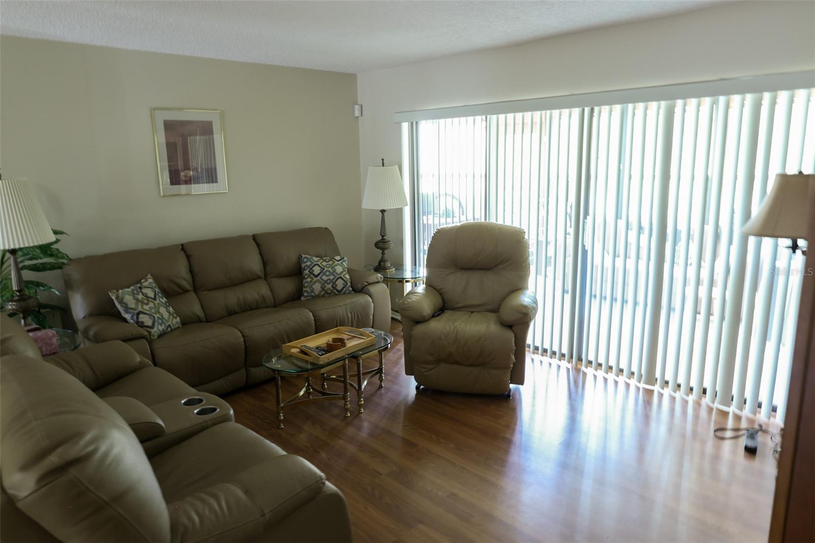 60 DALE PL — photo 7