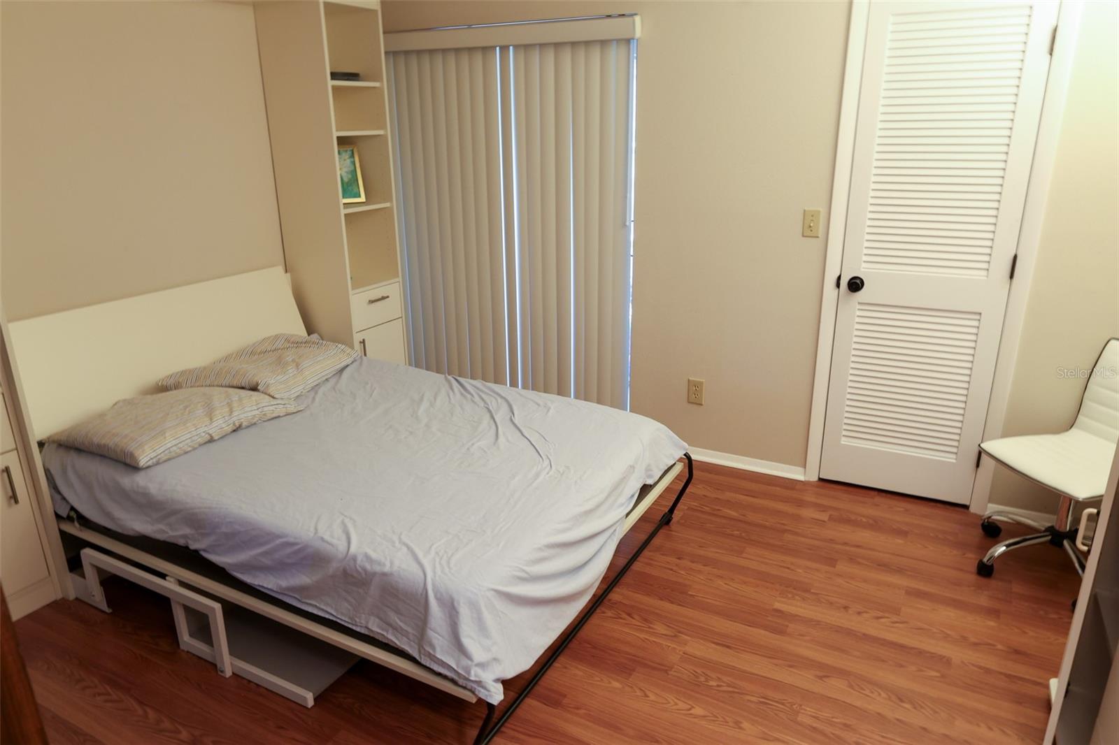 60 DALE PL — photo 13