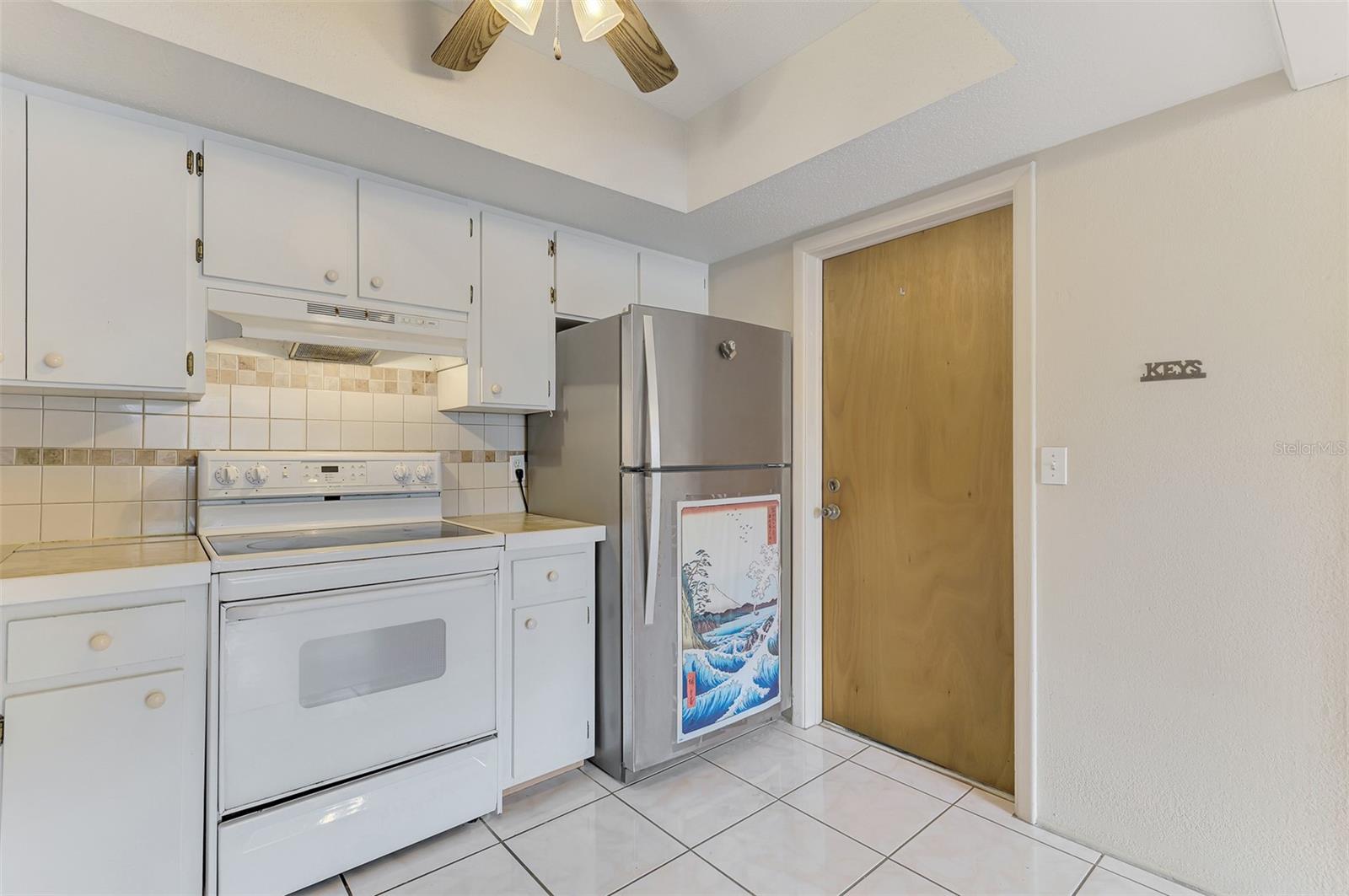 360 BASE AVE E #424 — photo 14