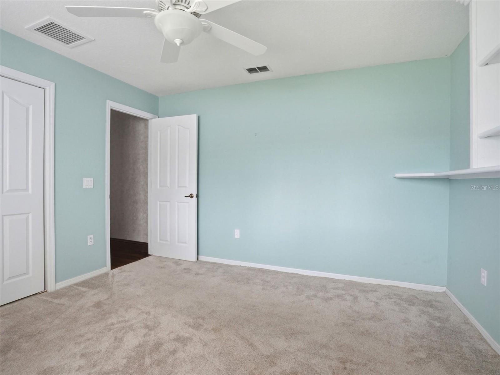 1411 AMESBURY CT — photo 39