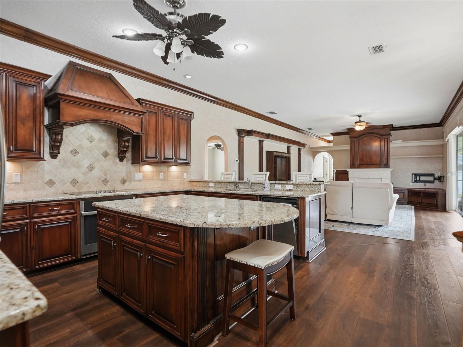 1411 AMESBURY CT — photo 14