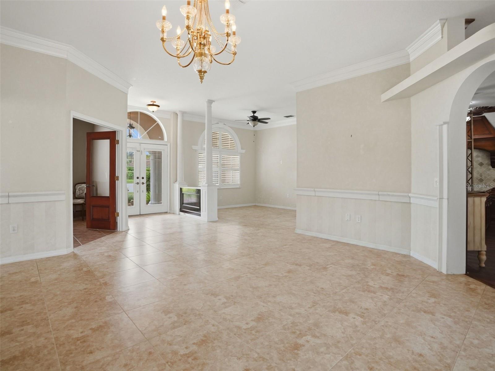 1411 AMESBURY CT — photo 10