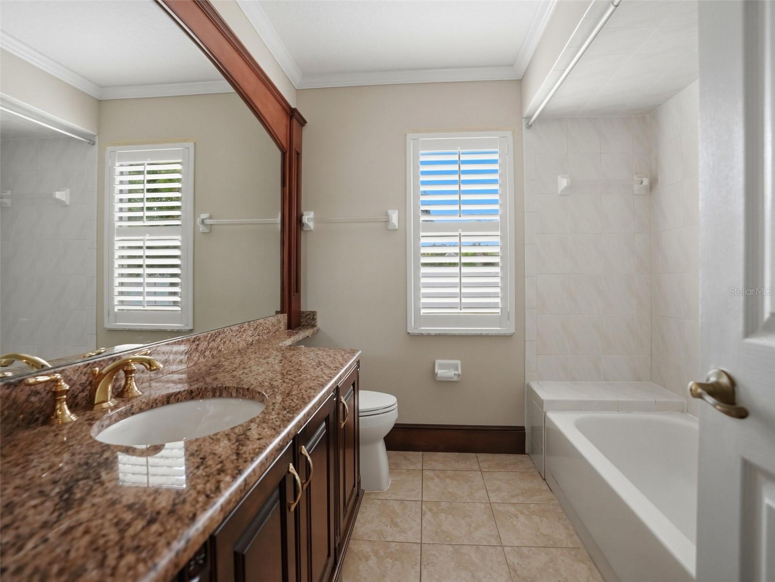 1411 AMESBURY CT — photo 36