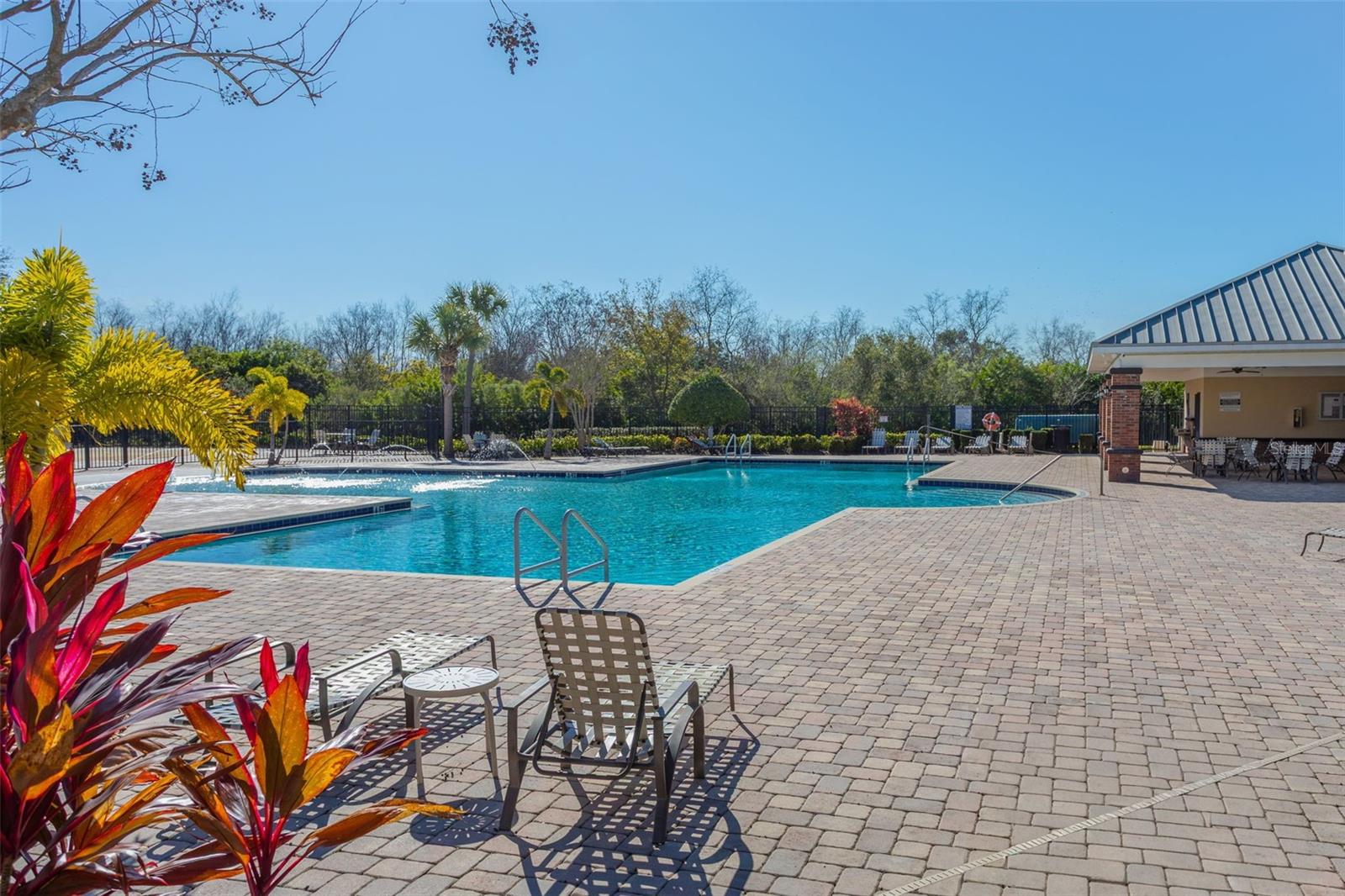 9146 HILLCROFT DR — photo 36