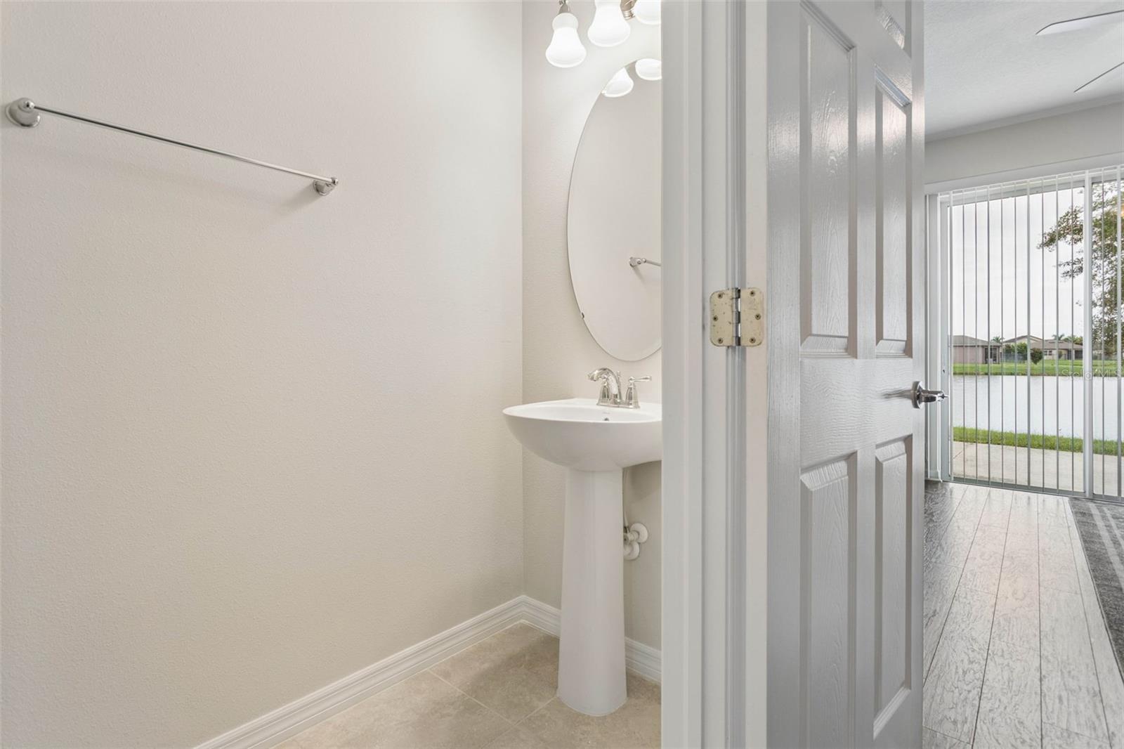 9146 HILLCROFT DR — photo 14