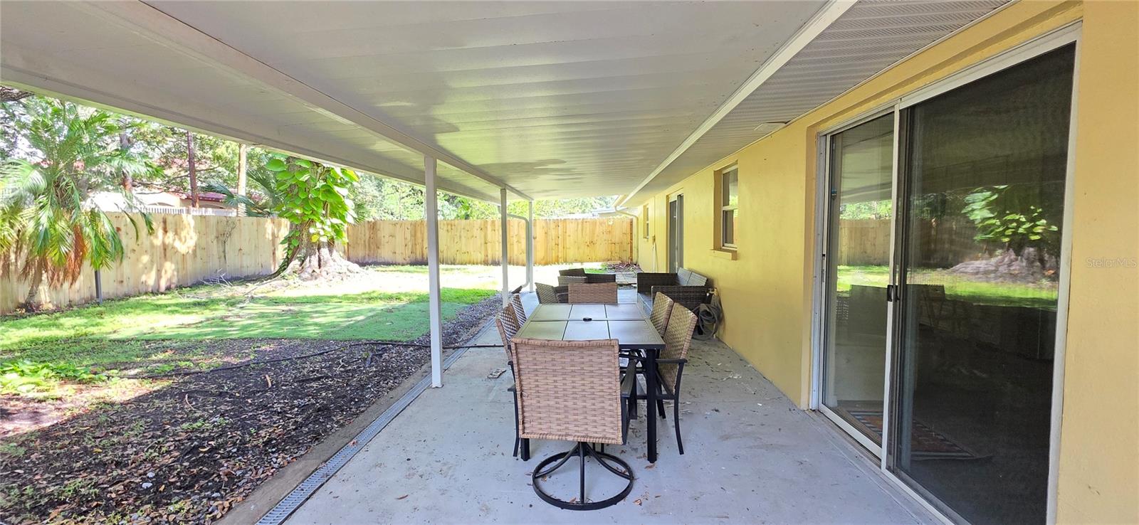 150 SUNCREST DR — photo 13