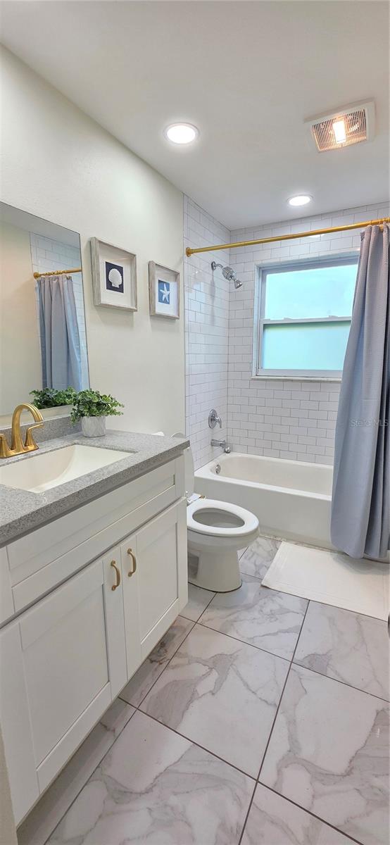 150 SUNCREST DR — photo 11