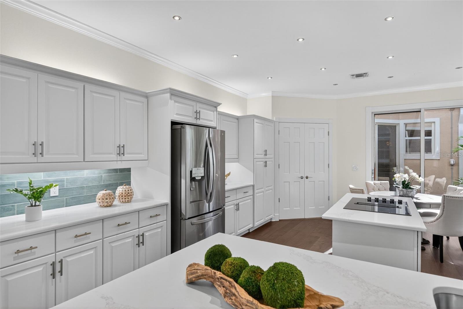 3488 MISTLETOE LN — photo 15