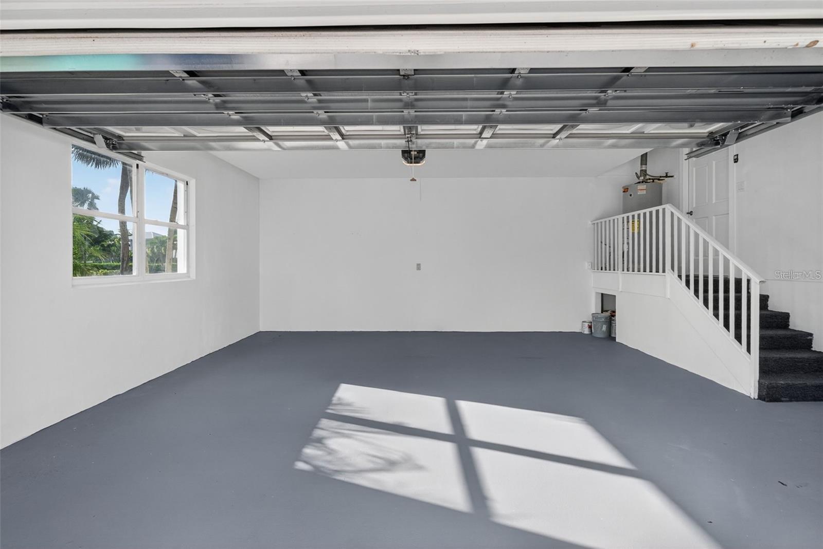3488 MISTLETOE LN — photo 49