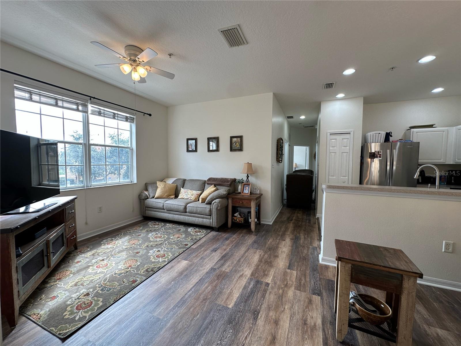 3815 PARKRIDGE CIR #2-203 — photo 12