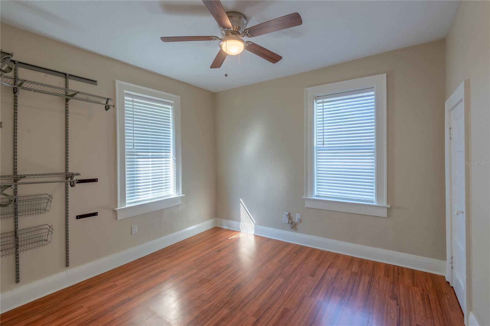 3810 N DARWIN AVE — photo 11