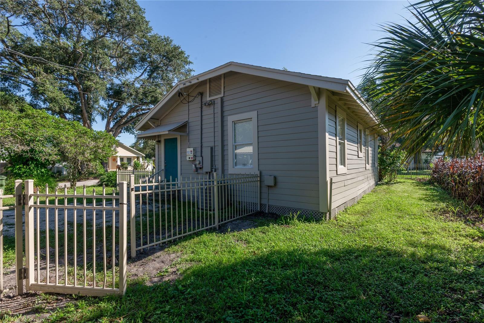 3810 N DARWIN AVE — photo 26
