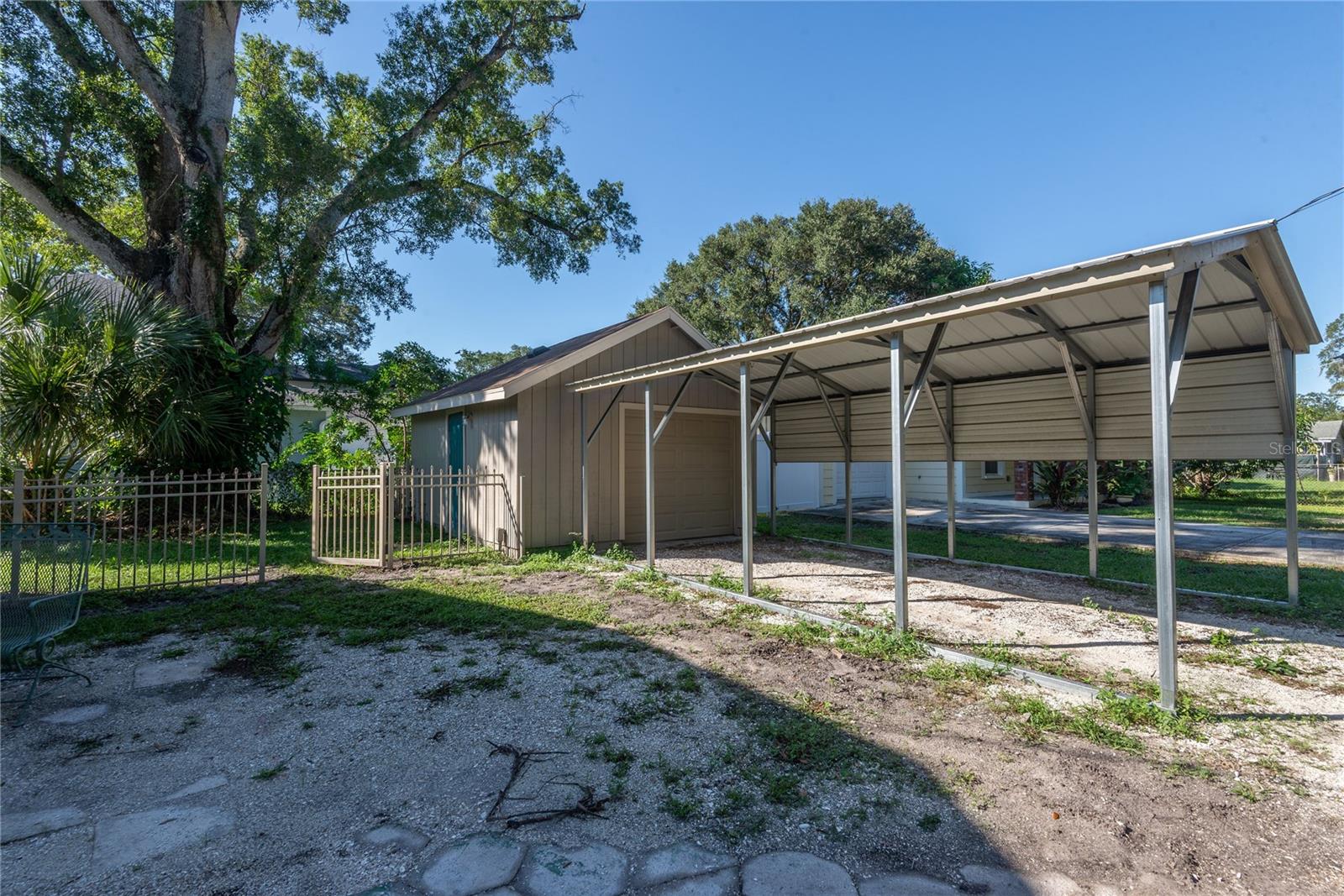 3810 N DARWIN AVE — photo 27