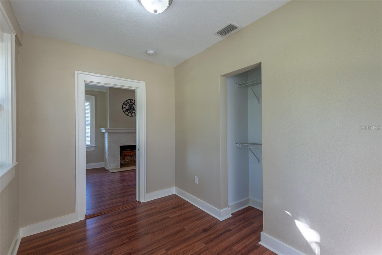 3810 N DARWIN AVE — photo 17