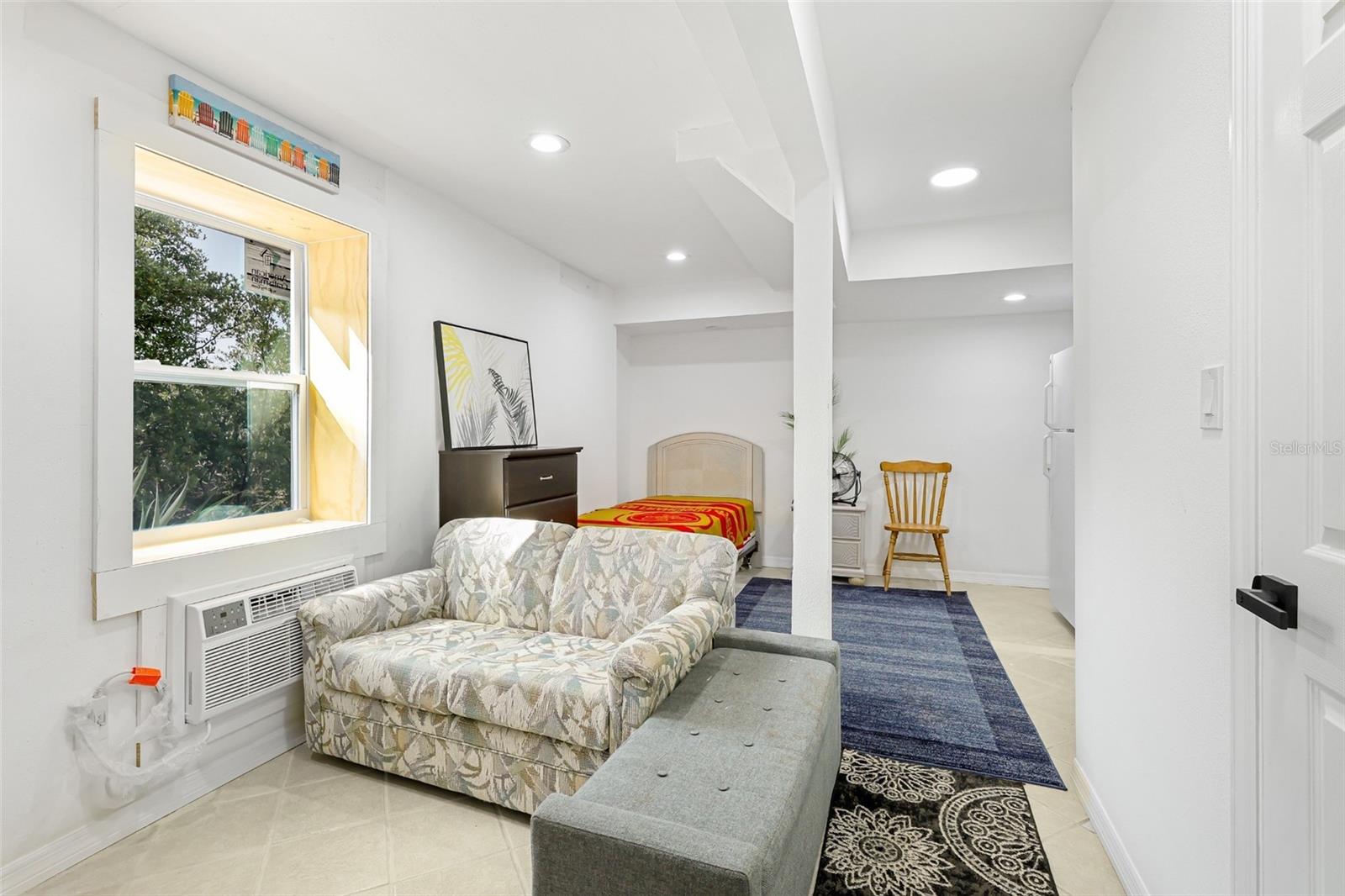 707 40TH ST W — photo 22