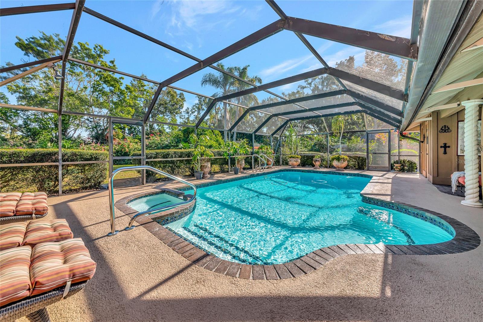 6976 COUNTRY LAKES CIR — photo 37