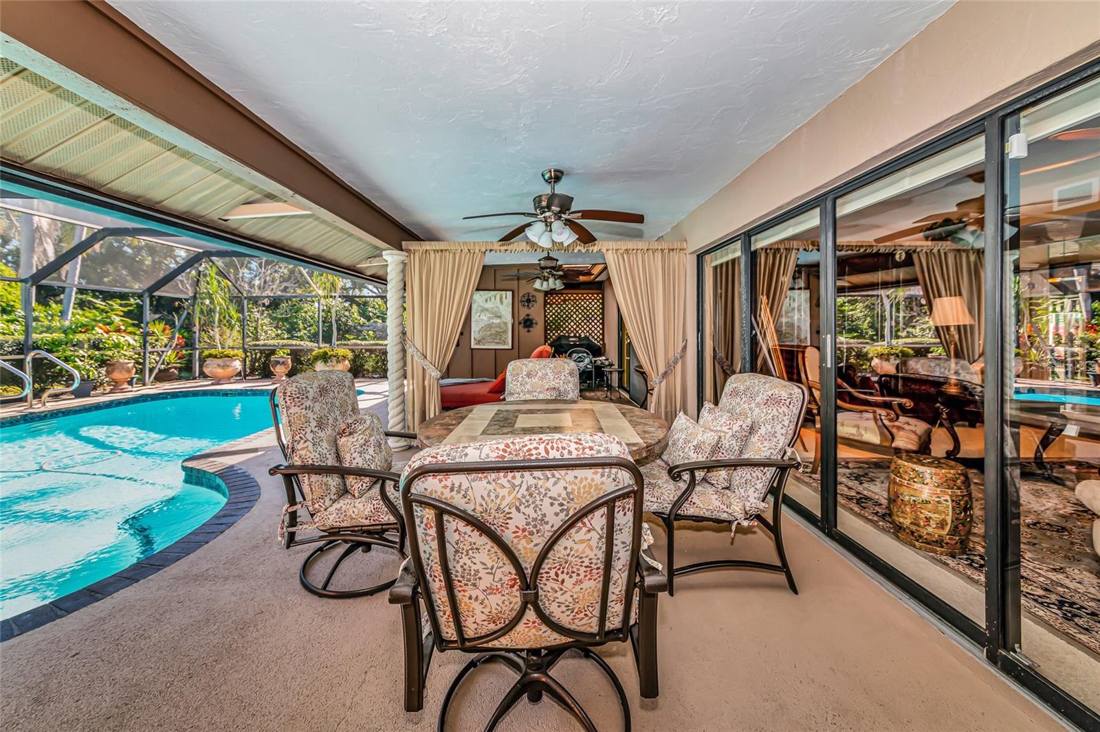 6976 COUNTRY LAKES CIR — photo 38