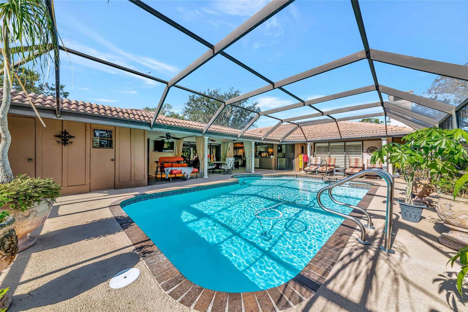 6976 COUNTRY LAKES CIR — photo 46