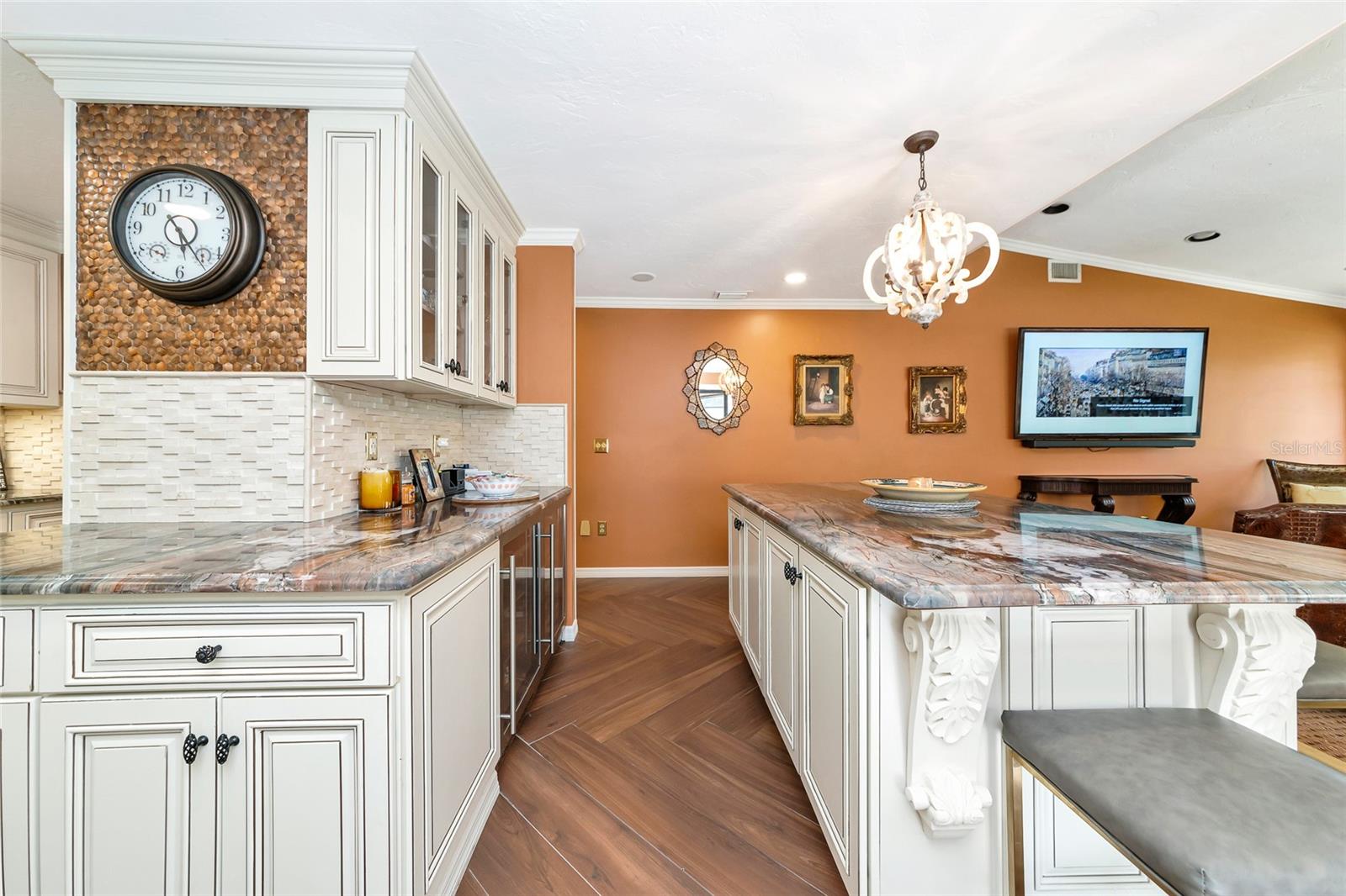 6976 COUNTRY LAKES CIR — photo 12