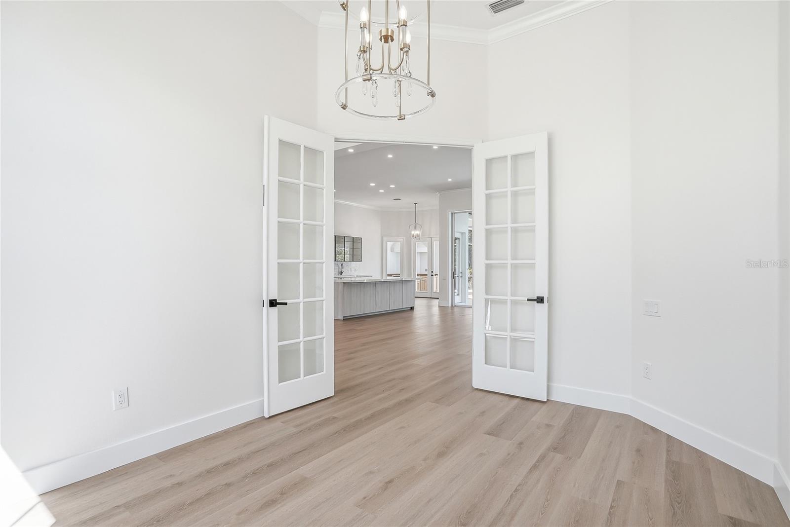 7618 PINE VALLEY ST — photo 29