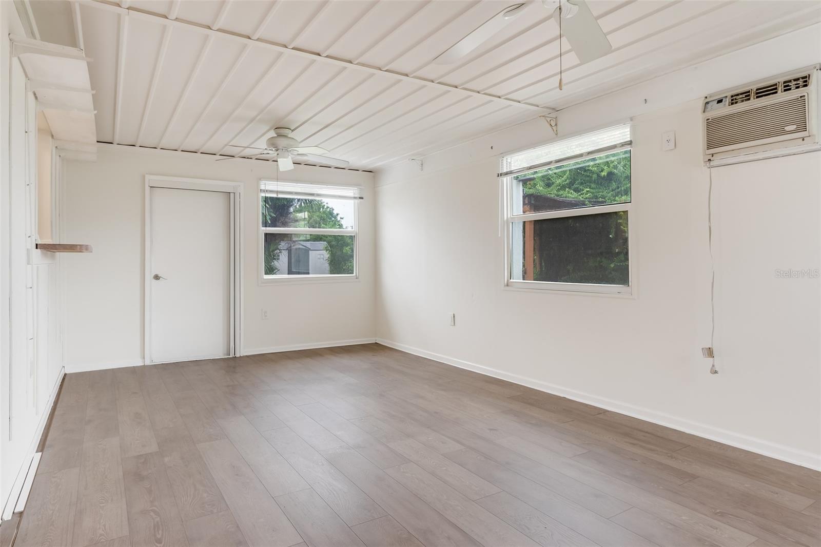 6350 JORDAN ST — photo 21
