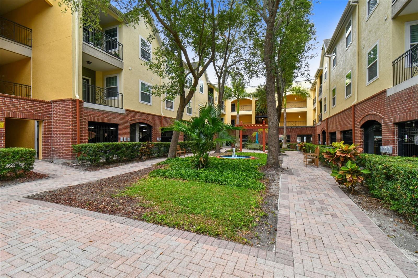 2010 E PALM AVE #14209 — photo 40