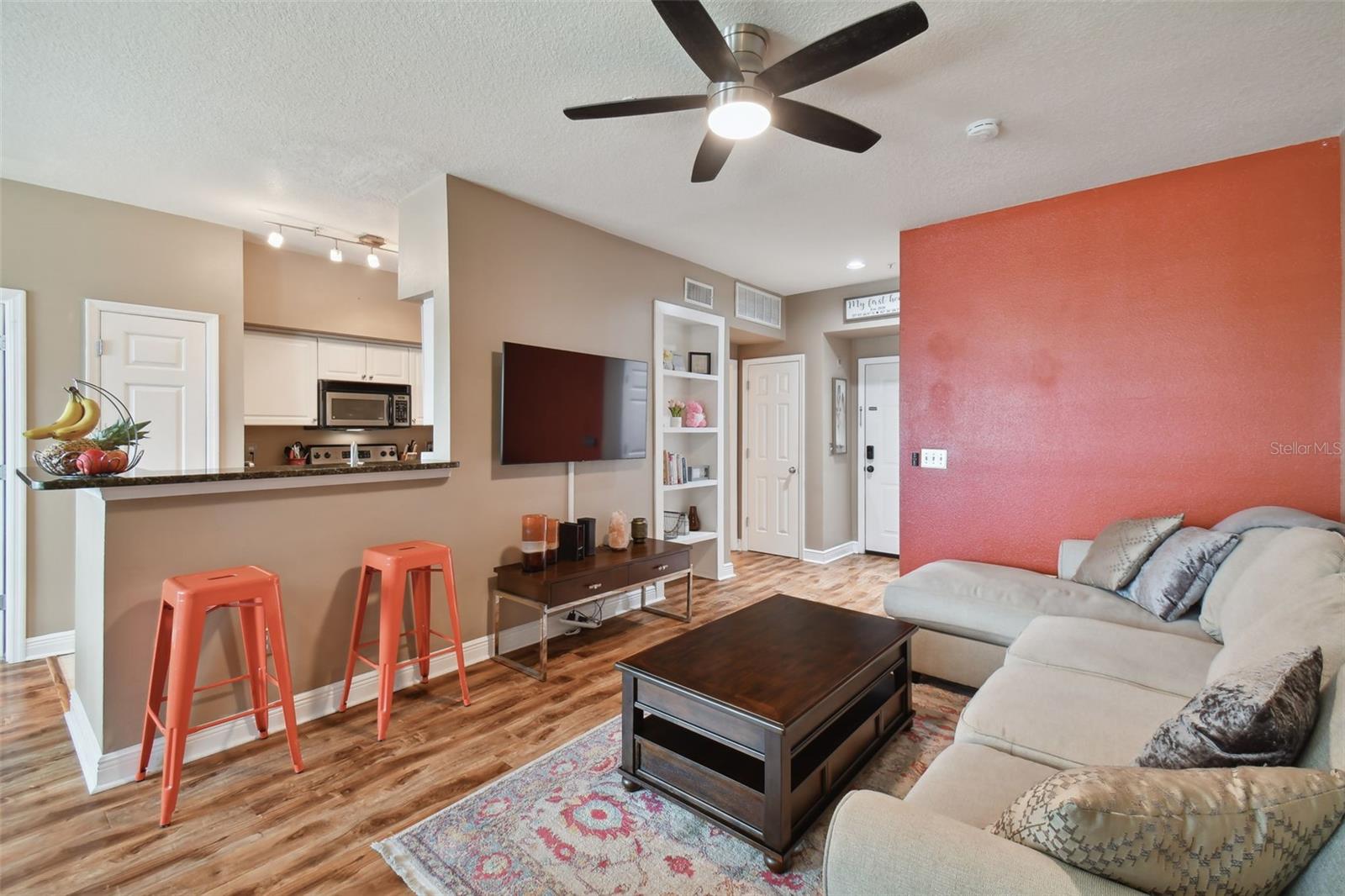 2010 E PALM AVE #14209 — photo 9