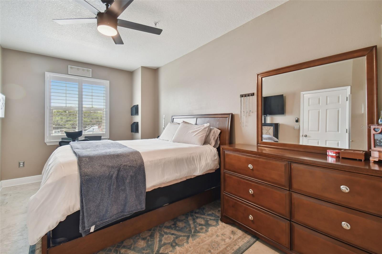 2010 E PALM AVE #14209 — photo 30