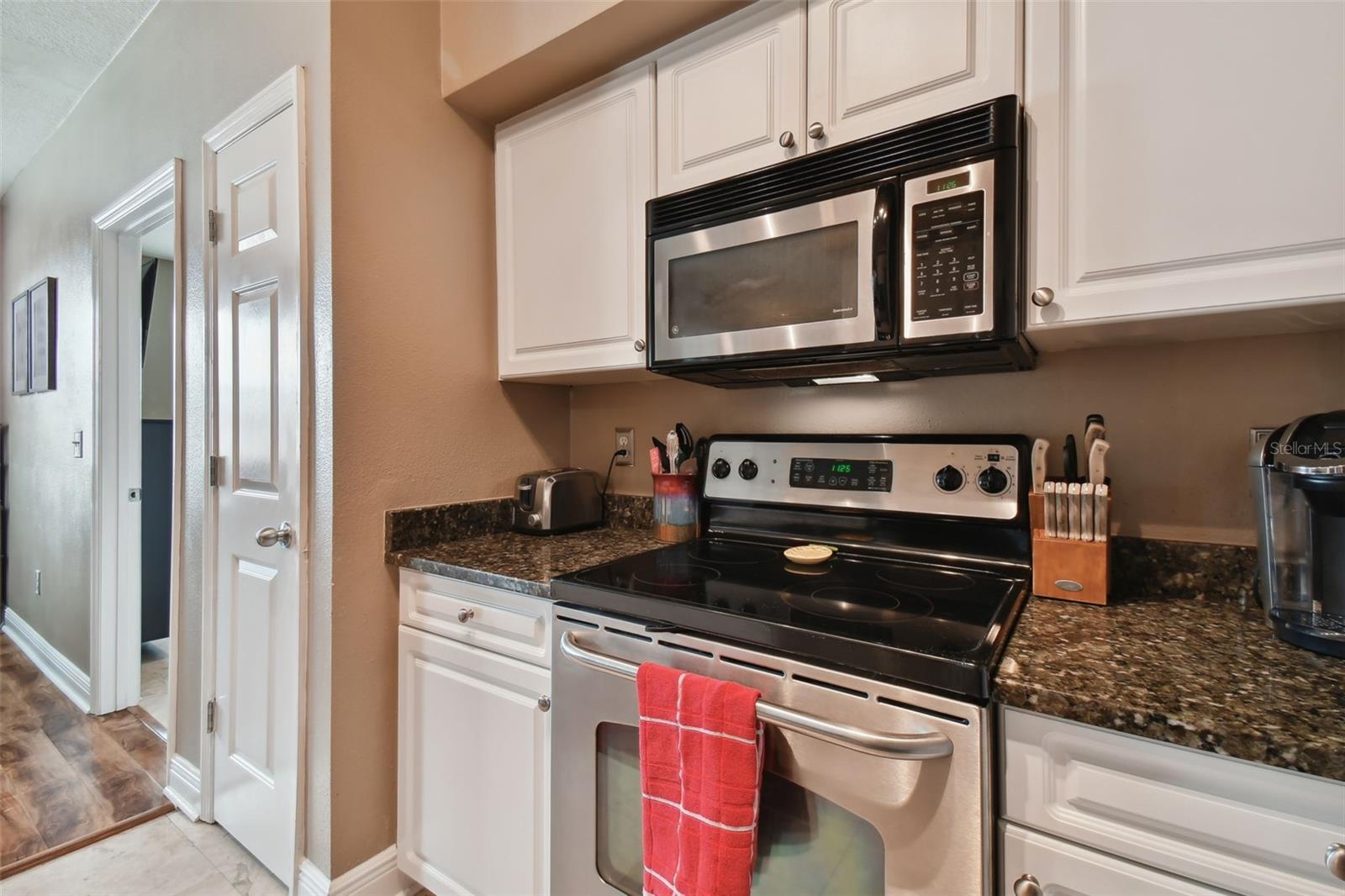 2010 E PALM AVE #14209 — photo 18