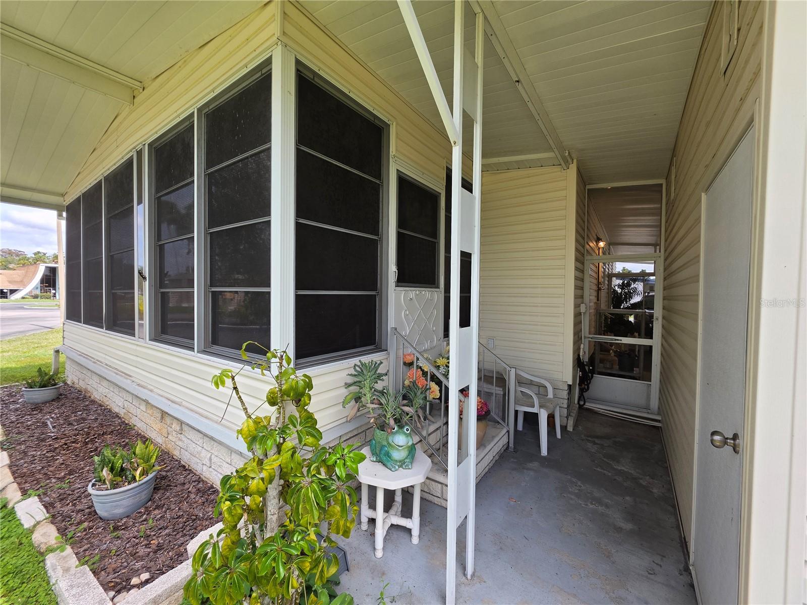 5293 POINCIANA CIR — photo 6