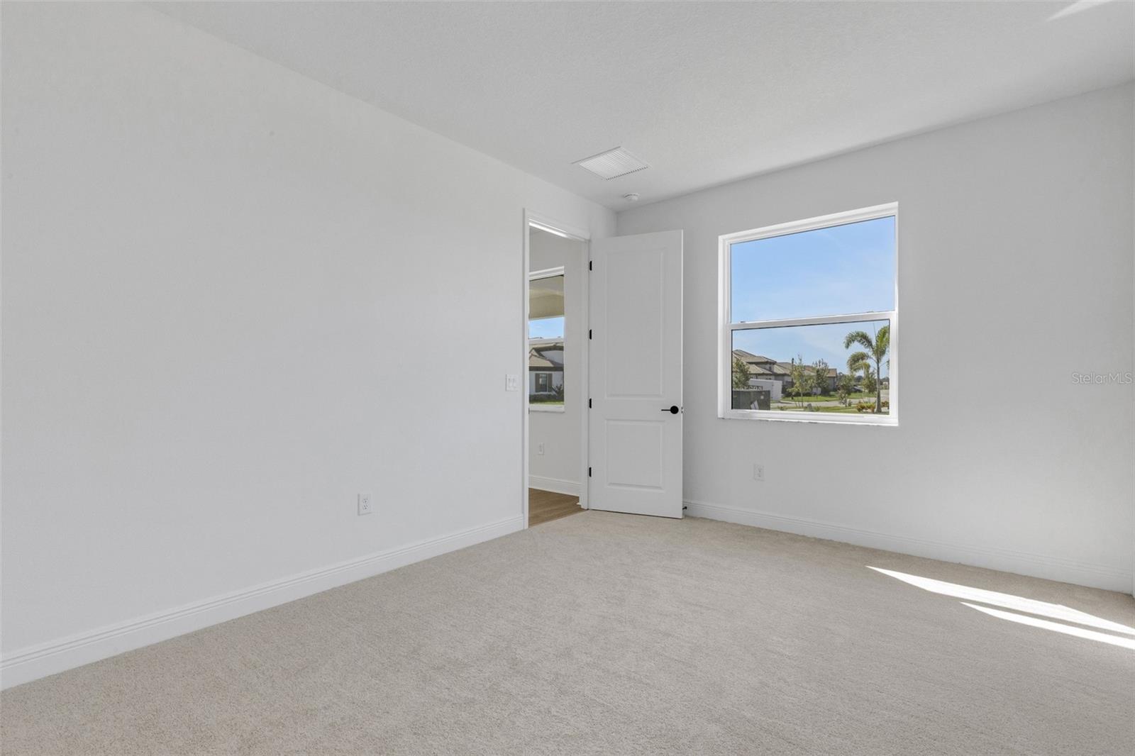 161 VISTERA BLVD — photo 27