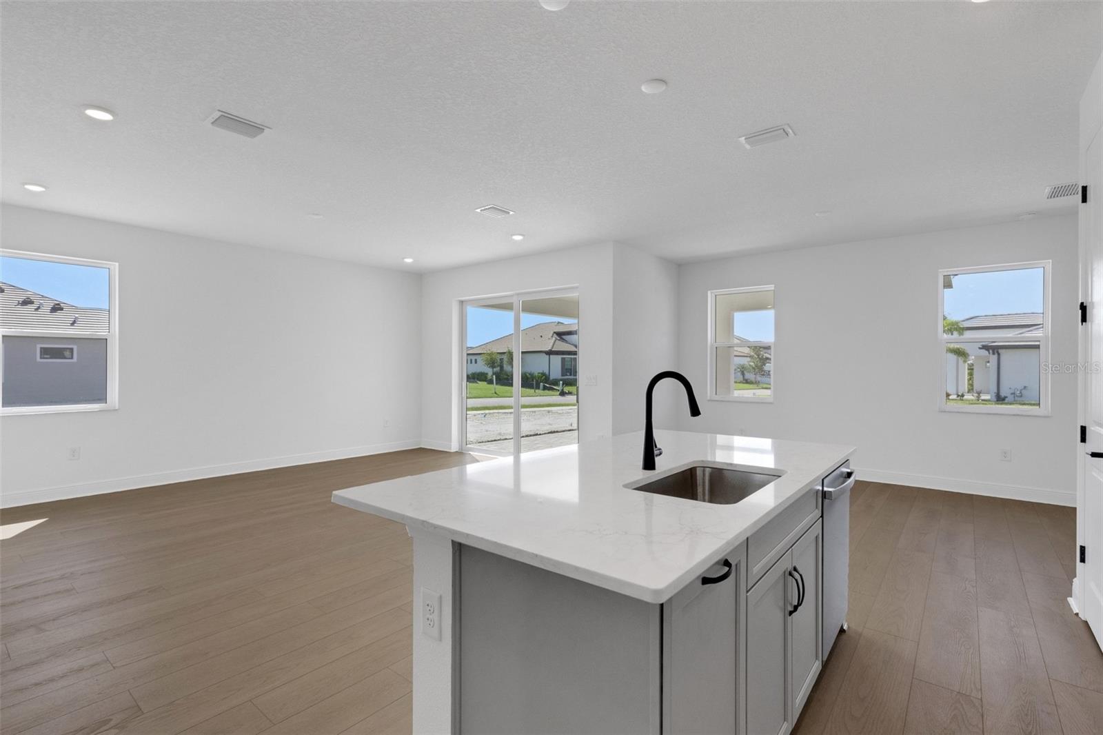 161 VISTERA BLVD — photo 18