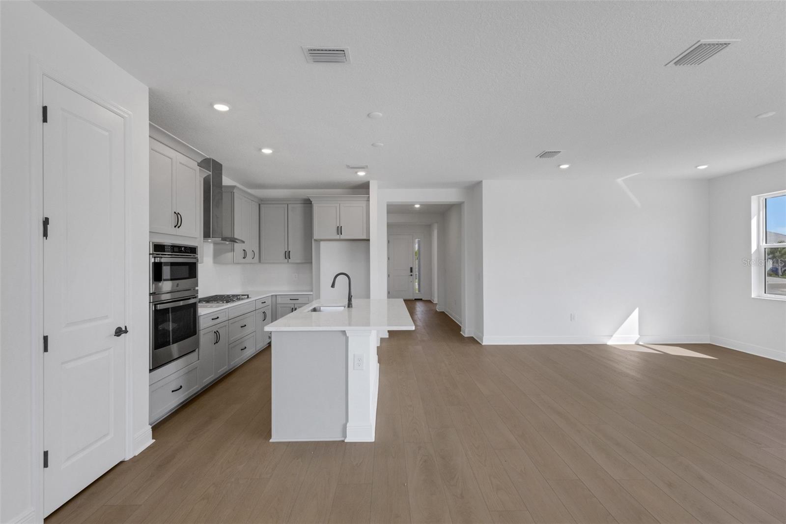 161 VISTERA BLVD — photo 12
