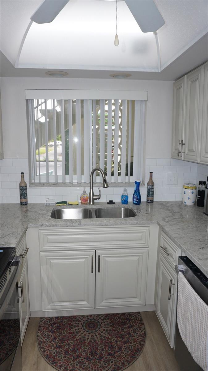 300 64TH AVE #119 — photo 32