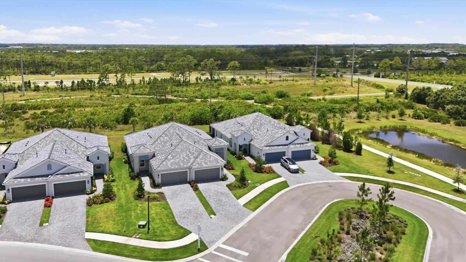 2321 BLUE MAHOE LN — photo 35