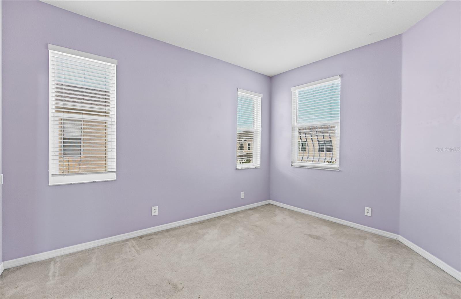1146 VENETIAN HARBOR DR NE — photo 42